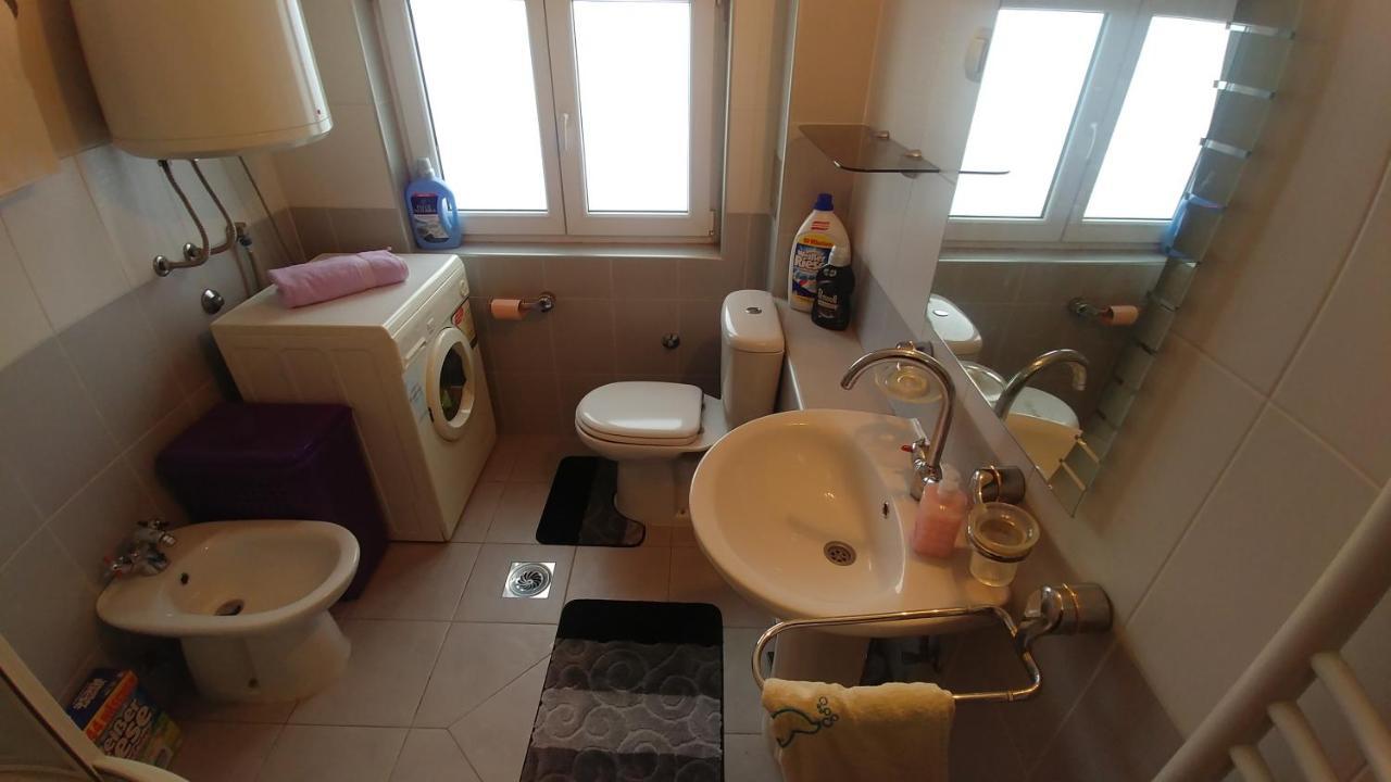Talas apartmani Belgrade Luaran gambar
