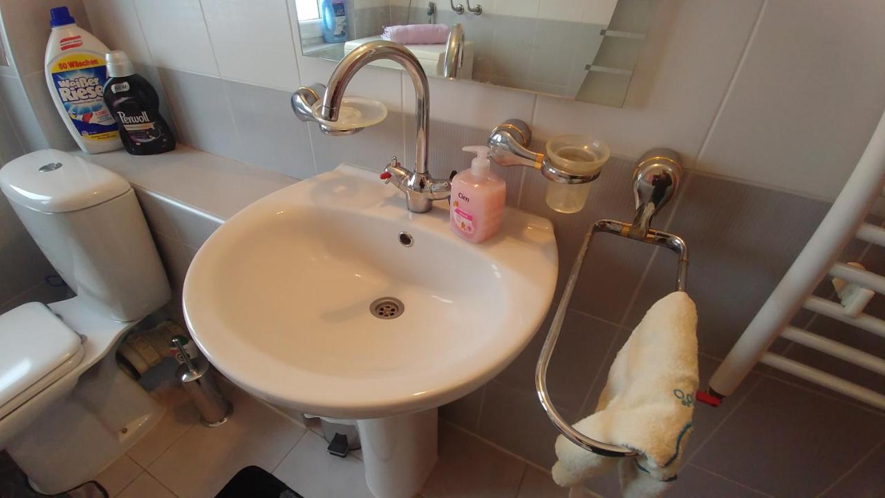Talas apartmani Belgrade Luaran gambar